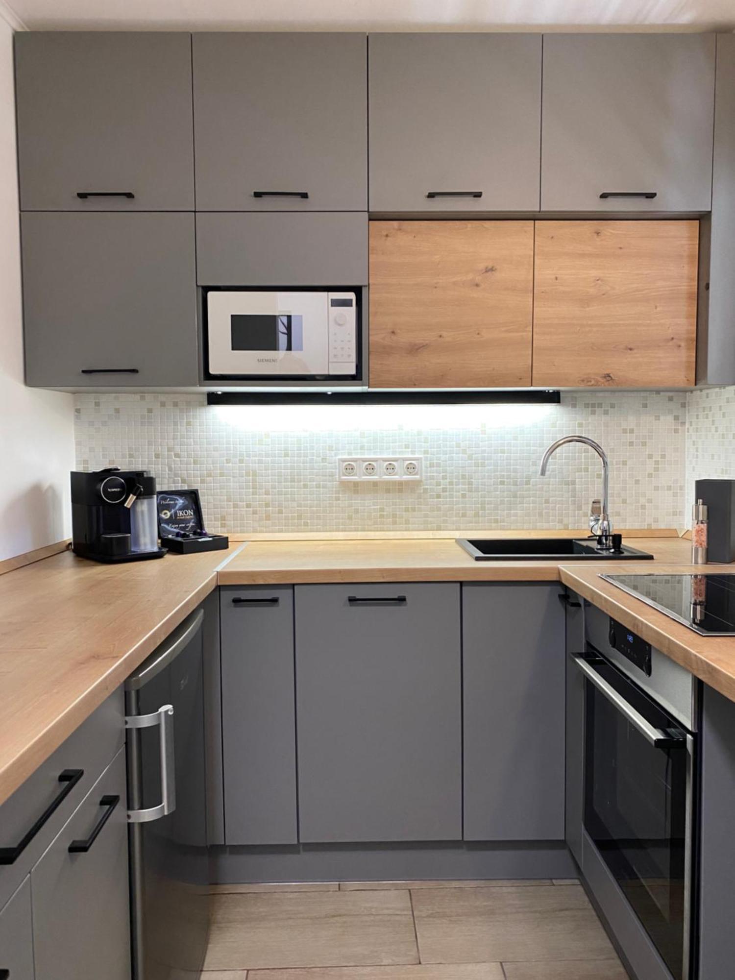 Ikon Apartment Heviz Luaran gambar
